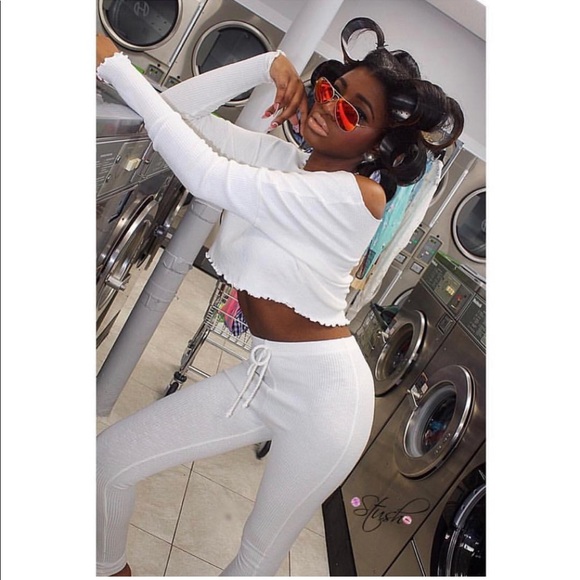 Ribbed Set - Picture 4 of 7